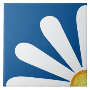 Quarter of a daisy flower tile