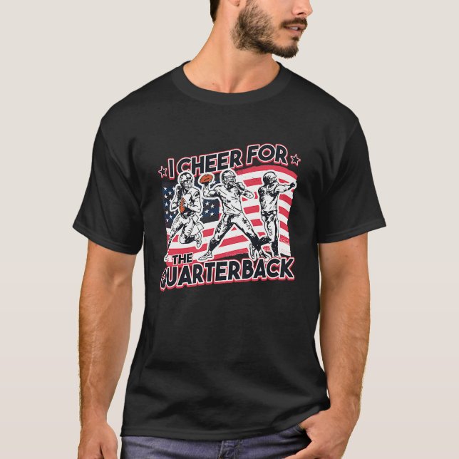 Quarterback Football USA Flag American Football T-Shirt (Front)