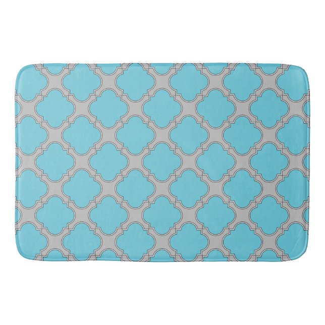 Quatrefoil blue and gray bath mat (Front)