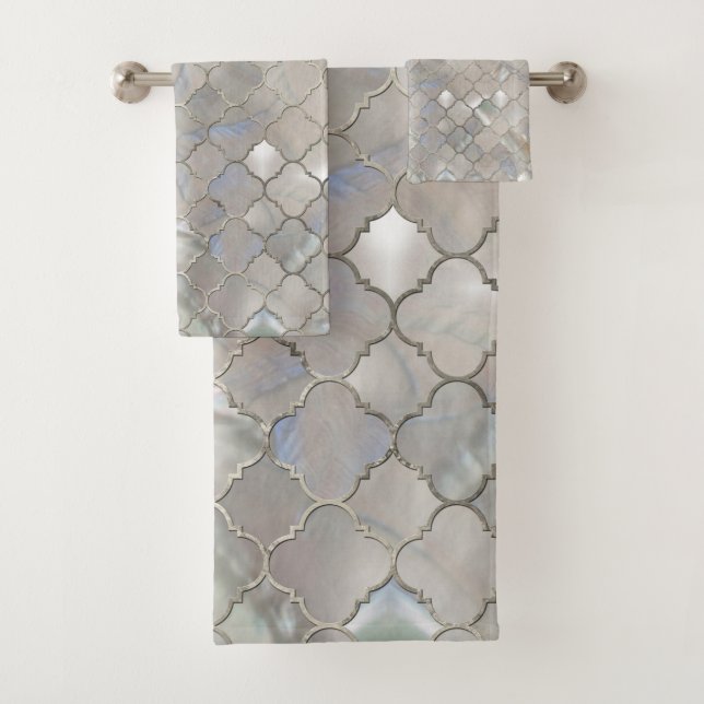 Quatrefoil Moroccan Pattern Mother of Pearl Bath Towel Set (Insitu)