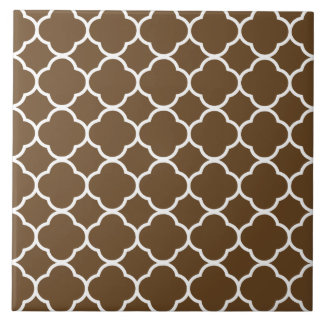 Quatrefoil Pattern Brown Tile