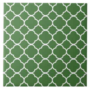 Quatrefoil Pattern Green Tile