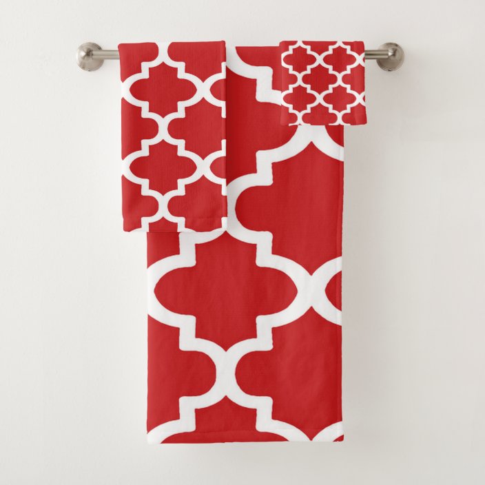 red patterned bath towels