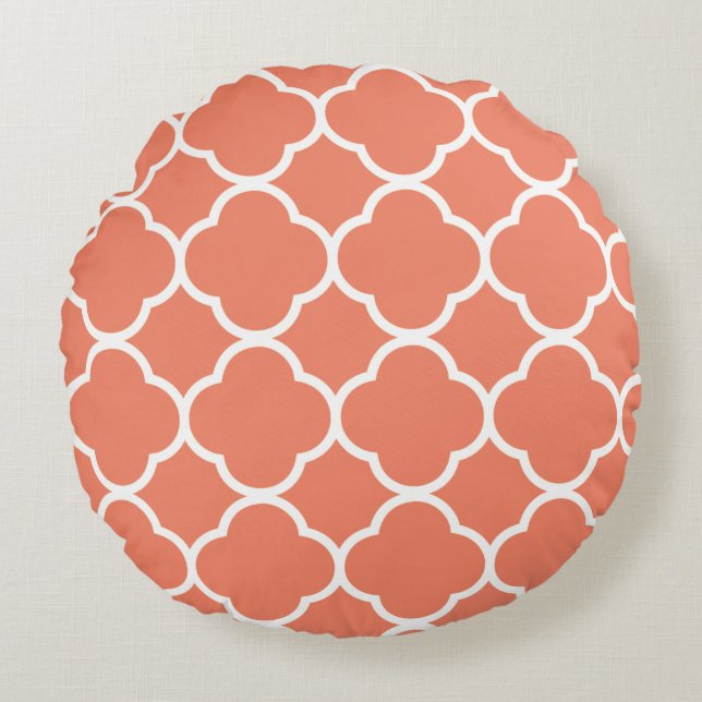 Quatrefoil Patterns Salmon Pink Orange Fall Autumn Round Cushion (Front)