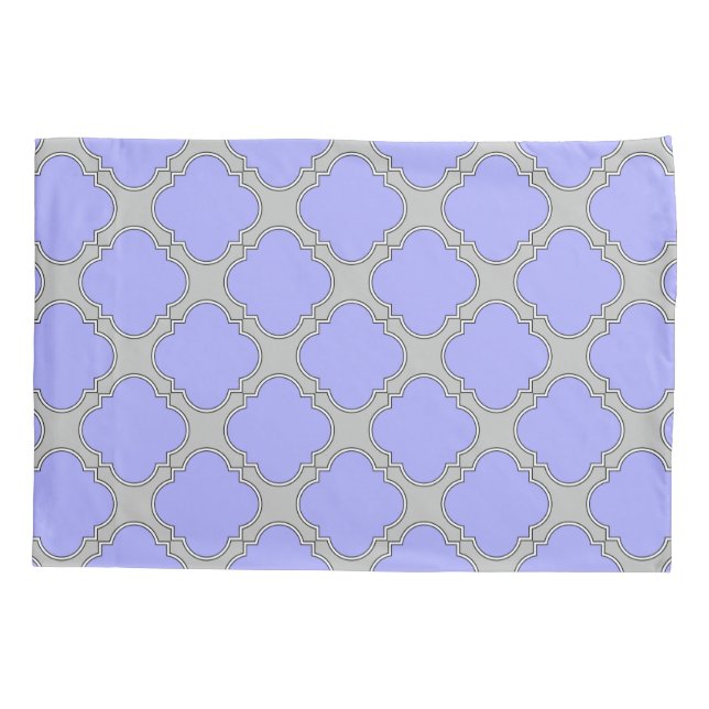 Quatrefoil periwinkle and grey pillowcase (Back)