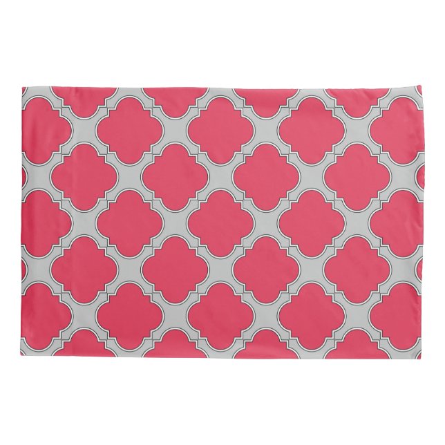 Quatrefoil red and grey pillowcase (Back)