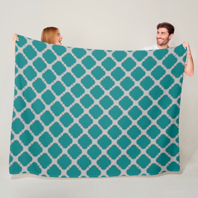 Quatrefoil teal and gray fleece blanket (In Situ)