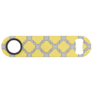 Quatrefoil yellow and gray