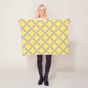 Quatrefoil yellow and gray fleece blanket