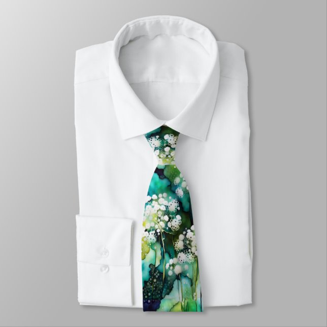 Queen Anne's Lace Abstract Tie (Tied)