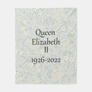 Queen Elizabeth II 1926-2022 Fleece Blanket