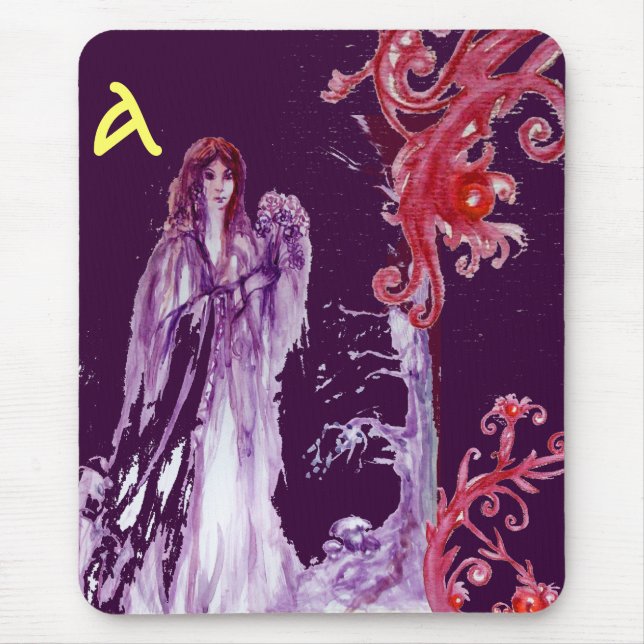 QUEEN GUINEVERE MONOGRAM MOUSE MAT (Front)