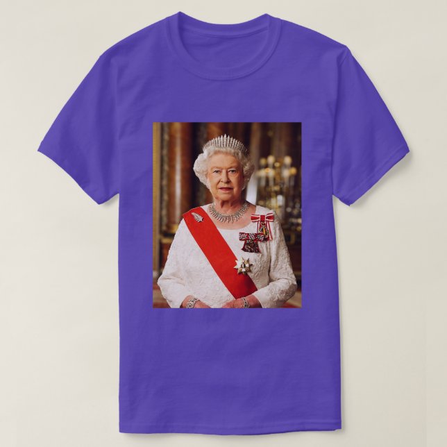 Queen II - ElizabethS England - Queen of England ( T-Shirt (Design Front)