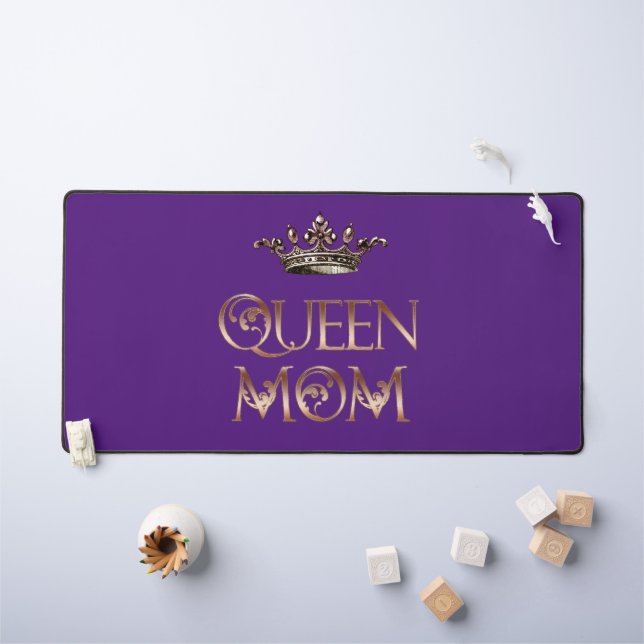 Queen Mum Desk Mat (Kids Table)