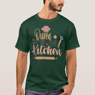 queen of the kitchen cooking master chef hat cook  T-Shirt