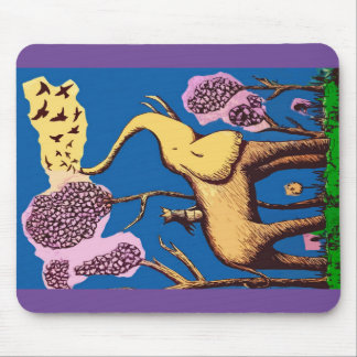 Queen’s Vacation Mouse Mat