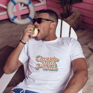QUEER AND PROUD RAINBOW FLAG RETRO AESTHETICS '70 T-Shirt