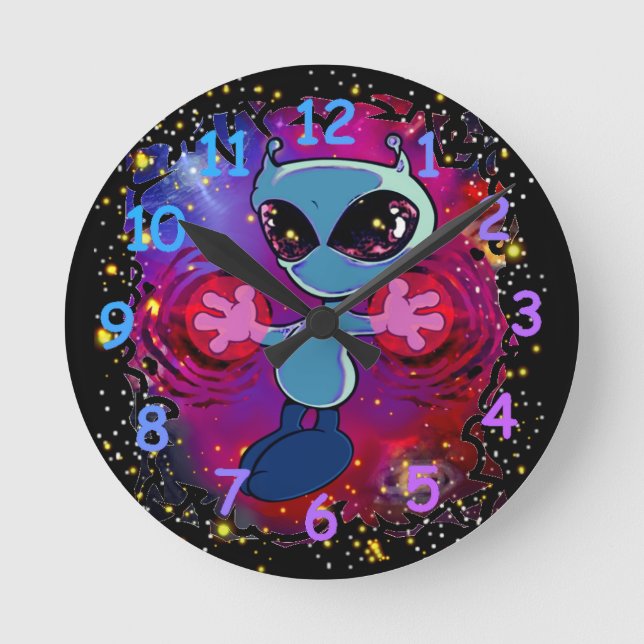 Qwiby  round clock (Front)