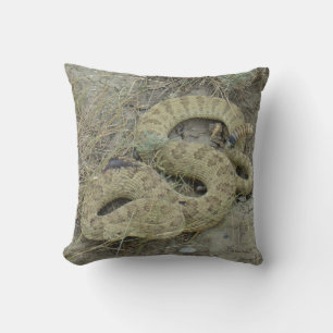 R20 Prairie Rattlesnake Cushion