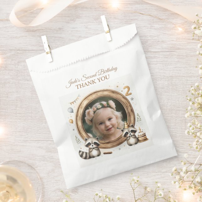 Racoon Photo Frame for Kids' Birthday Parties Favour Bags (Clipped)