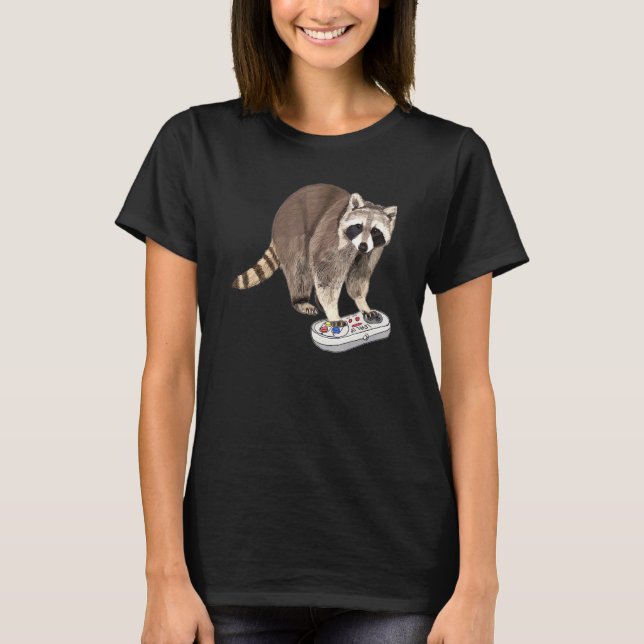 Racoon Playing Video Game Procyonidae Animal Racc T-Shirt (Front)