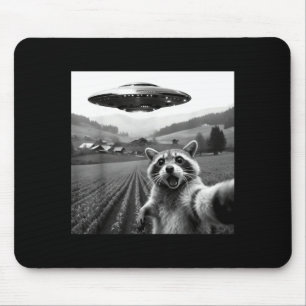 Racoon Selfie With Alien Ufo Funny Racoon Alien Bi Mouse Mat