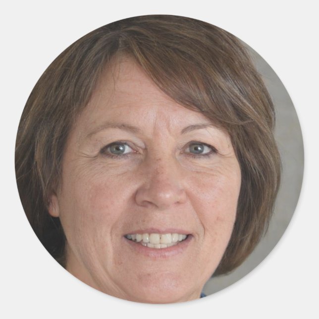 Radiate Love Classic Round Sticker (Front)