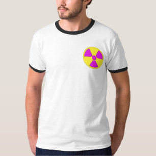 Radiation warning sign magenta and yellow T-Shirt