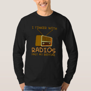 Radiostereo Radioshack Scanner Radios And Cd Playe T-Shirt