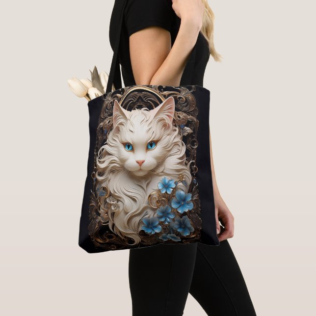 Ragdoll cat tote bag (Close Up)