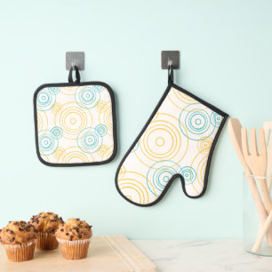 Rain Ripples pattern in Turquoise and Yellow Oven Mitt & Pot Holder Set
