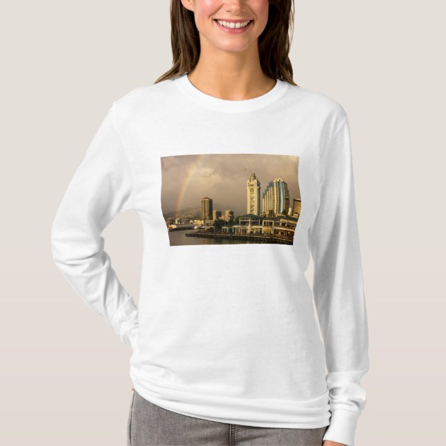 Rainbow over Honolulu, Hawaii, USA 2 T-Shirt (Front)