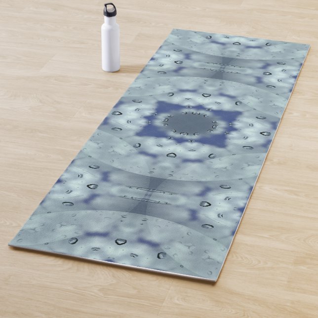 Rainy days.... yoga mat (In Situ)