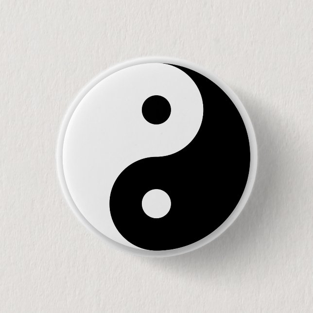 Raised Yin/Yang symbol 3 Cm Round Badge (Front)