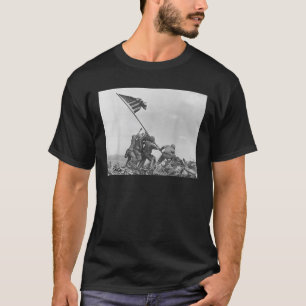 Raising the Flag on Iwo Jima WW2 World War II Patr T-Shirt