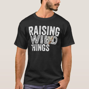 Raising Wild Things Mum Cute Funny Mother's Day T-Shirt