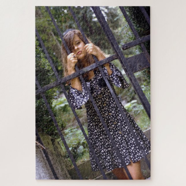 Ralu. Jigsaw Puzzle (Vertical)