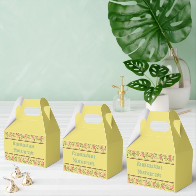 Ramadan Mubarak Islamic Arabesque Border pattern Favour Box (Multiple)