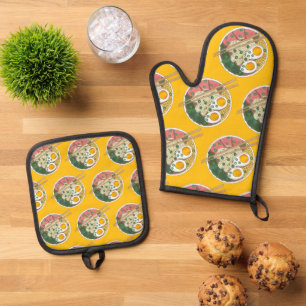 Ramen Noodles Bowl Japanese Food Restaurant Foodie Oven Mitt & Pot Holder Set