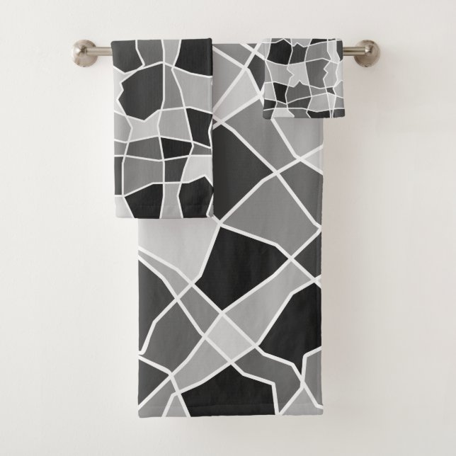 Random shapes bath towel set (Insitu)