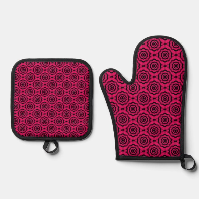 Raspberry Black Flower Seamless Pattern Oven Mitt & Pot Holder Set (Front)