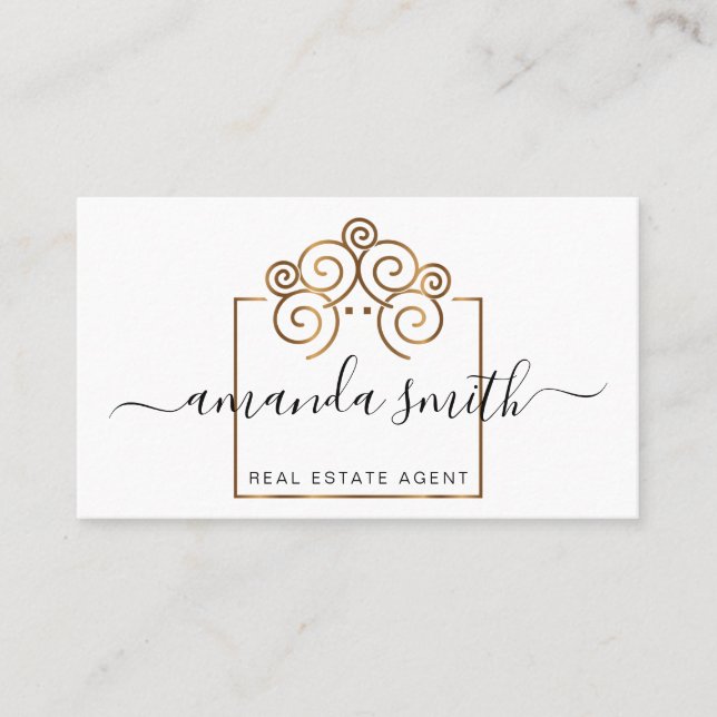 Real estate agent with treehouse in gold  business card (Front)