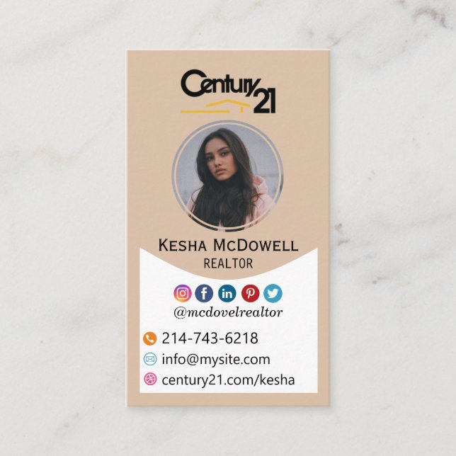 Real Estate Realtor Business Card Template (Front)