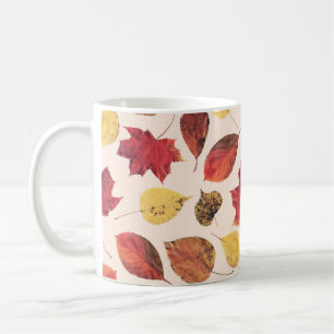 Real leaves photo, unique seamless pattern. coffee mug