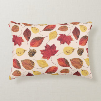Real leaves photo, unique seamless pattern. decorative cushion