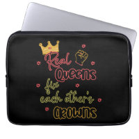 Real Queens Fix Each Other's Crowns