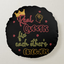 Real Queens Fix Each Other's Crowns