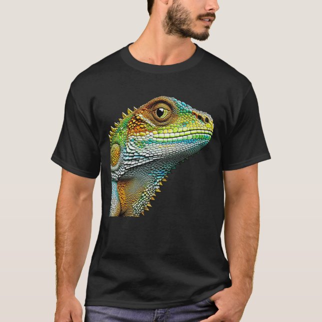 Realistic Lizard Iguana T-Shirt (Front)