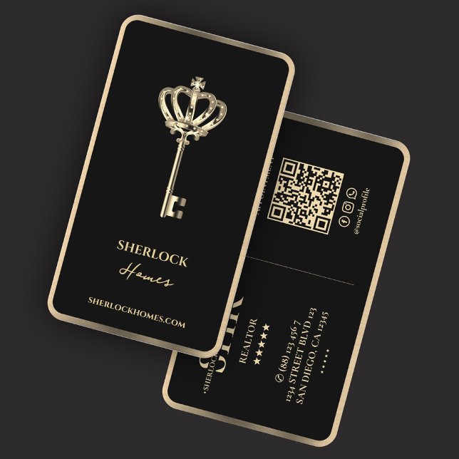 Realtor Faux Crown Gold Key Trim Mortgage Modern Business Card (Creator Uploaded)