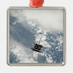 Rear view of the three main engines metal tree decoration